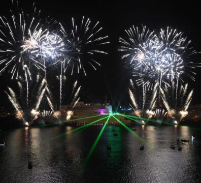A photo showing the grand fireworks display at the closing of the Valletta Pageant of the Seas 2024